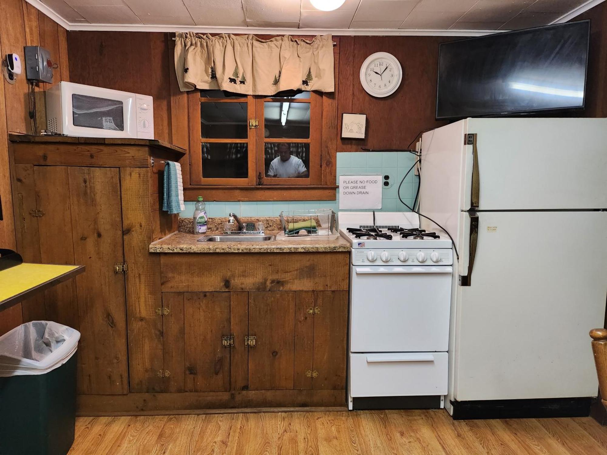 Moreno'S Adirondack Cabins サラナク・レイク エクステリア 写真