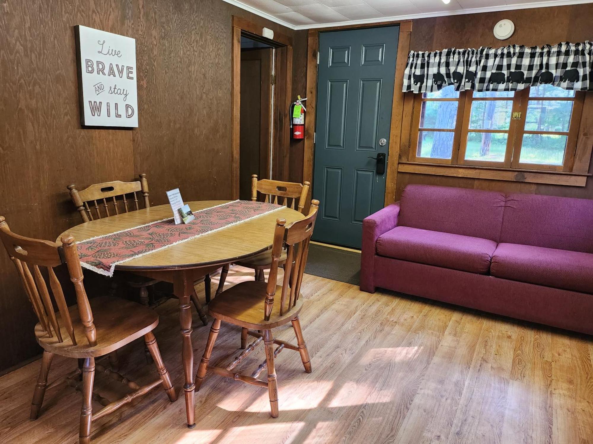 Moreno'S Adirondack Cabins サラナク・レイク エクステリア 写真