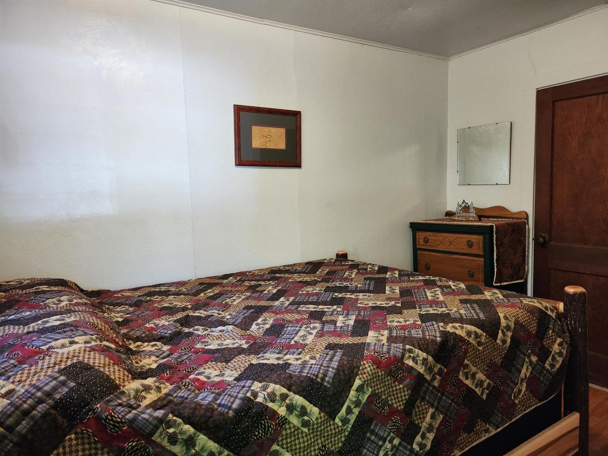 Moreno'S Adirondack Cabins サラナク・レイク エクステリア 写真