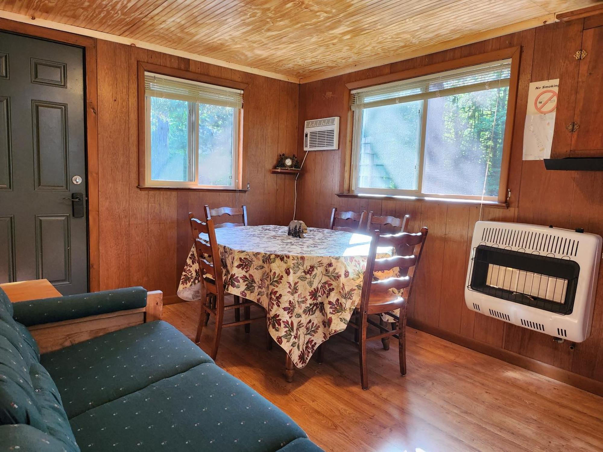 Moreno'S Adirondack Cabins サラナク・レイク エクステリア 写真